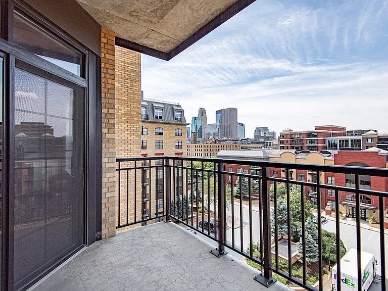 Heritage Landing — Photo 19