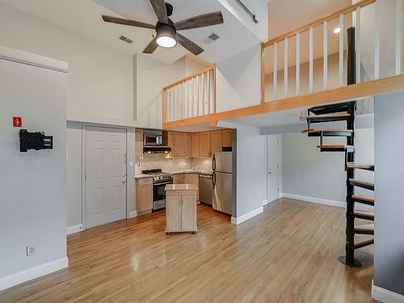 4th image of 519 Monroe St APT 2C