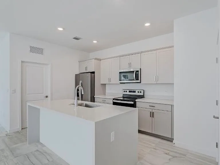 1100 Limestone Creek Rd — Photo 10