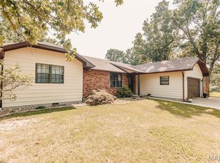 507 E 10th St, Dixon, MO 65459