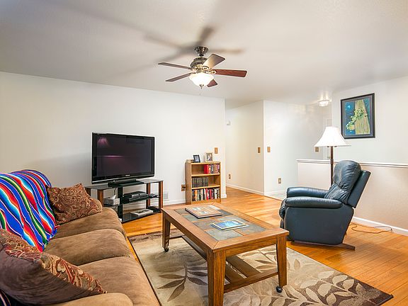 3rd image of 5303 W 16th Street Ln