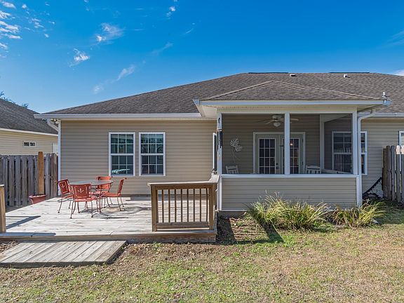 5th image of 16 Covington Cir