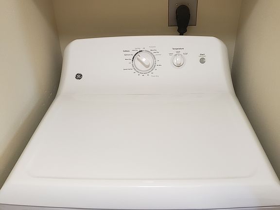 5th image of 2101 N Dr Martin Luther King Dr APT 207