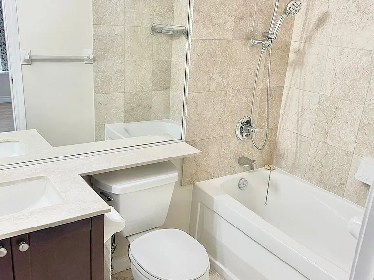 761 Bay St #204 — Photo 9