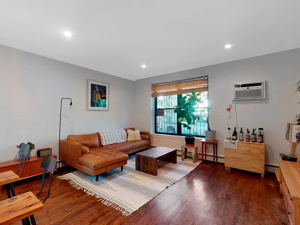 153 Clinton Ave APT 1A, Brooklyn, NY 11205