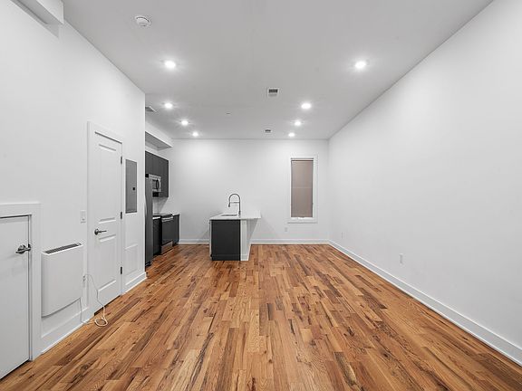 4th image of 203-213 W Norris St #2007