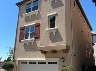 1613 Hidden Creek Ln, Milpitas, CA 95035