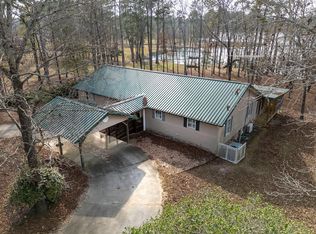 32 Lakepoint Dr, Fort Gaines, GA 39851