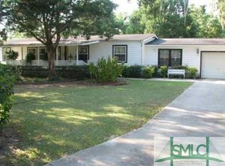 234 Clubhouse Dr, Midway, GA 31320