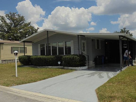 2nd image of 113 Laurelcrest Cir