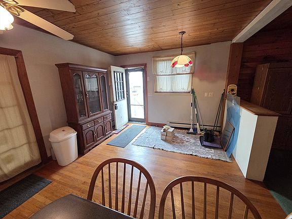 5th image of 54 Slocum St