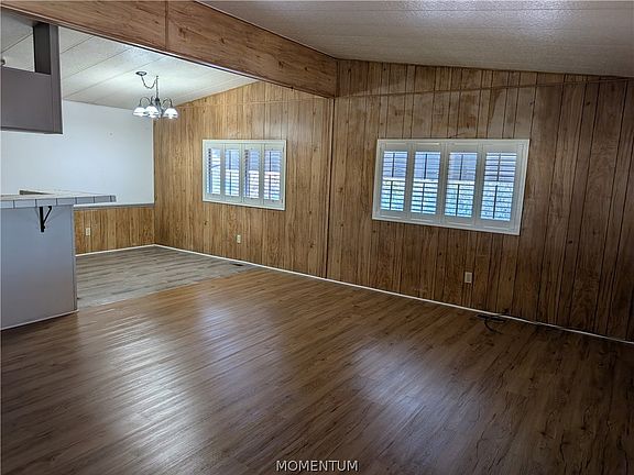 5th image of 1673 Sierra Vista Drive