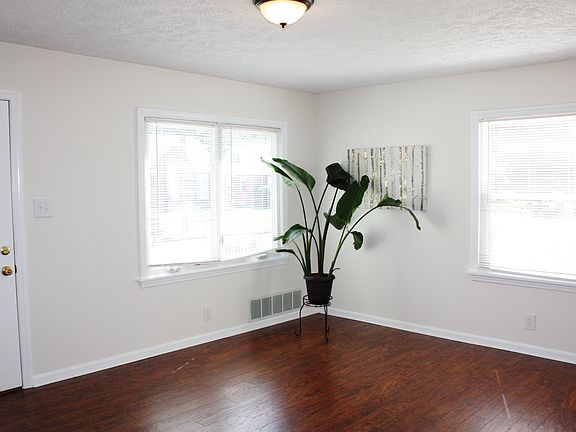 3rd image of 2476 9th St