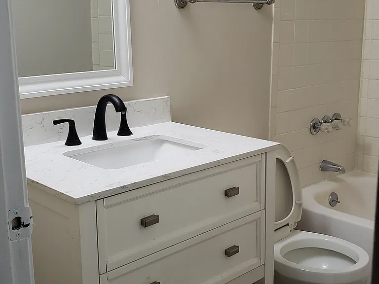3504 Lodge Ln #132 — Photo 8