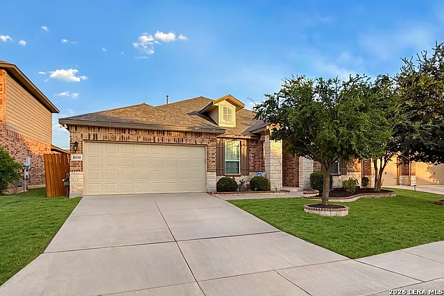 5 bed, 3.0 bath, 2707 sqft, $2,650 — Photo 2