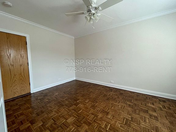 4th image of 1255 W Lunt Ave #324