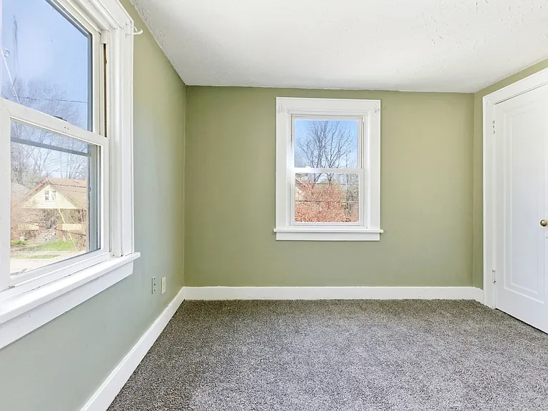 766 Lafollette St — Photo 14