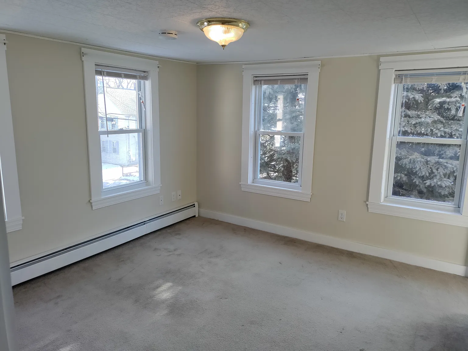 2 bed, 1067 sqft, $2,100 — Photo 3