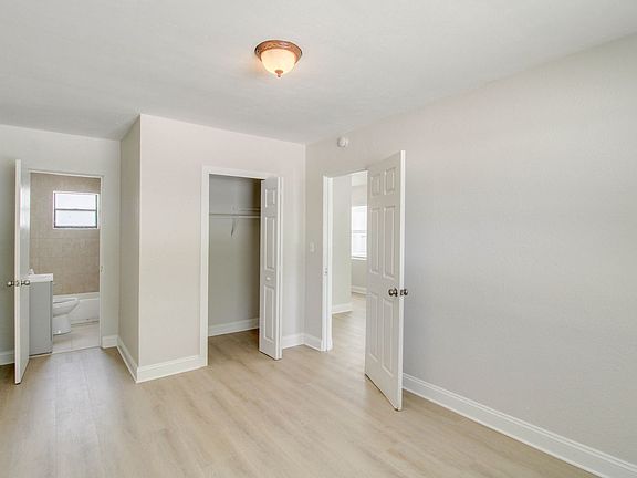 4th image of 722 S Woodland St #717