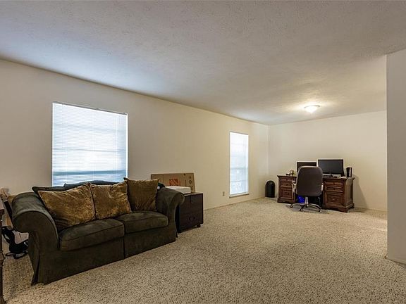 5th image of 1216 Middle Cove Dr