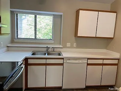 42715 Lilley Pointe Dr #108 — Photo 9