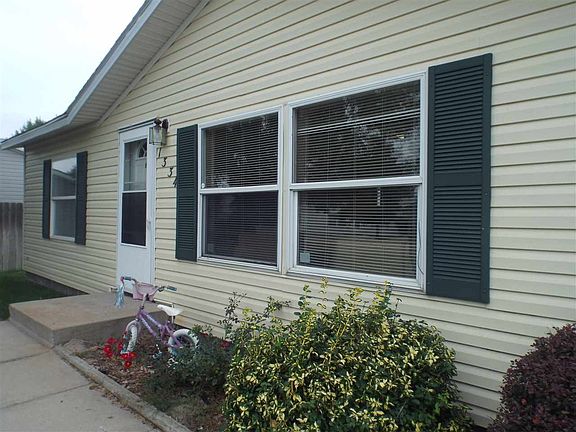 2nd image of 1334 Bridle Ln