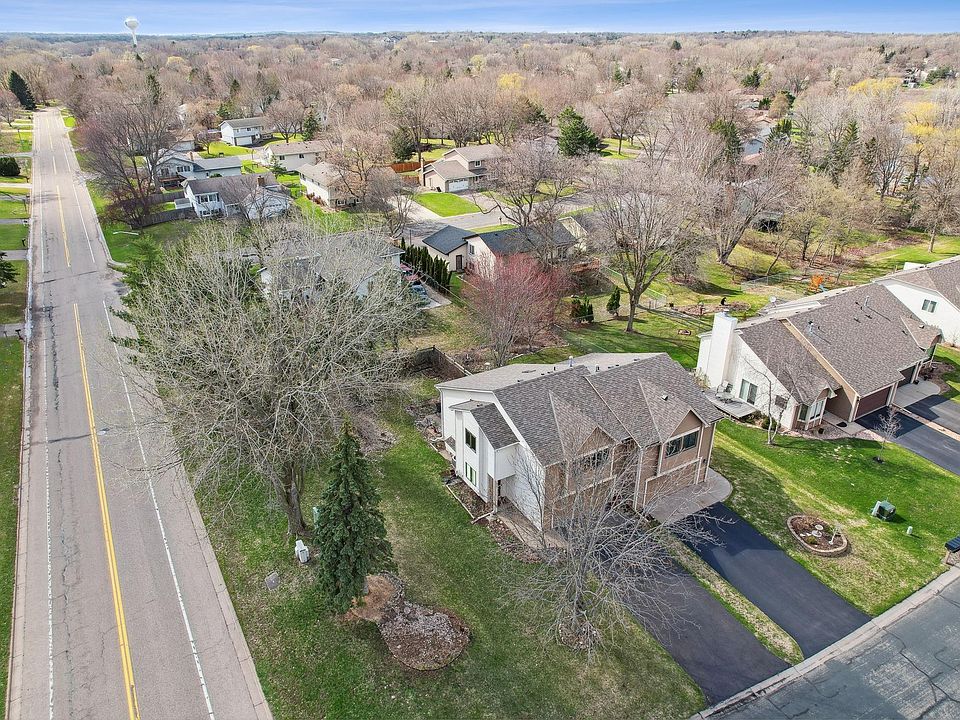 1st image of 4323 Heritage Dr