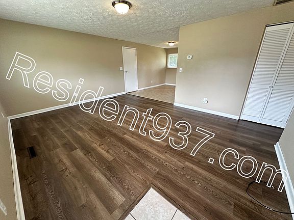 3rd image of 5189 Packard Dr