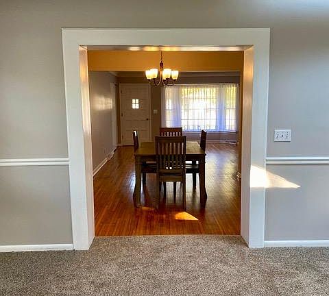 3rd image of 8529 Cottonwood Dr