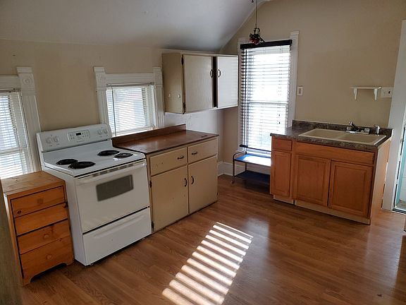 5th image of 1513A Illinois Ave