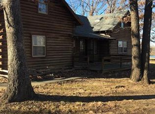 23149 Red Hawk Dr, Lebanon, MO 65536