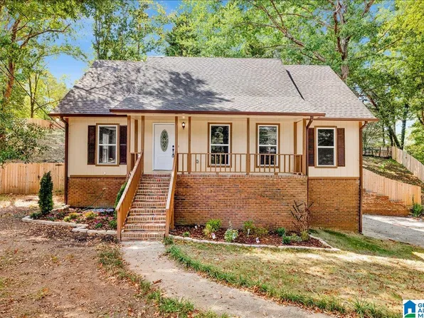 1500 Cedargate Cir, Birmingham, AL 35235