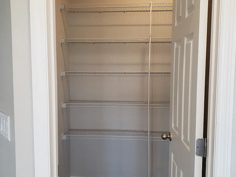 89 Signet Cir — Photo 13