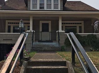 310 14th St, Raymond, WA 98577