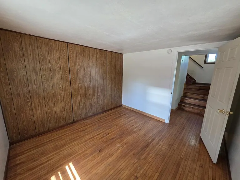 11934 Goodview Ave — Photo 35