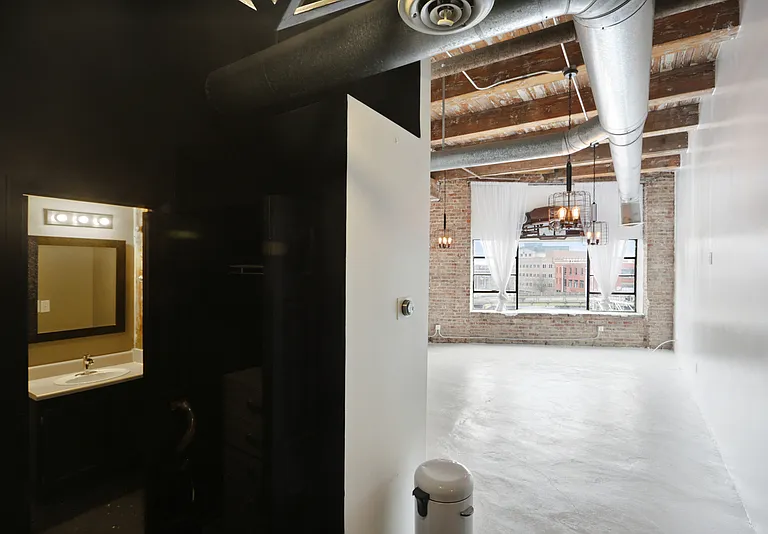 326 Nelson St SW #404 — Photo 11
