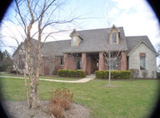 27465 S Wildwood Dr, Monee, IL 60449