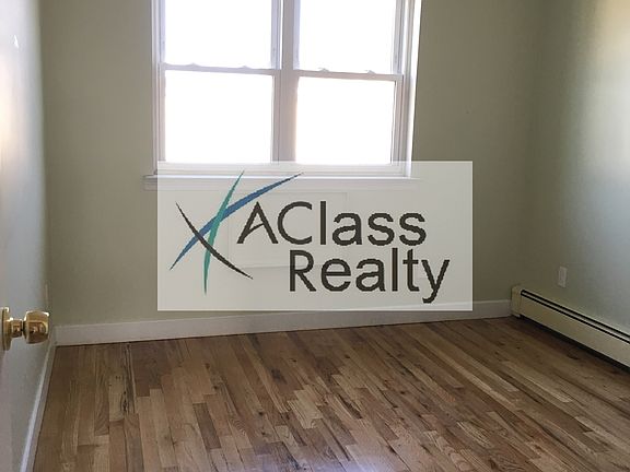 5th image of 2531 33rd St #2