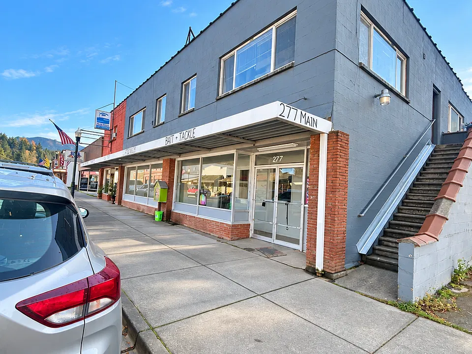 277 Main Ave