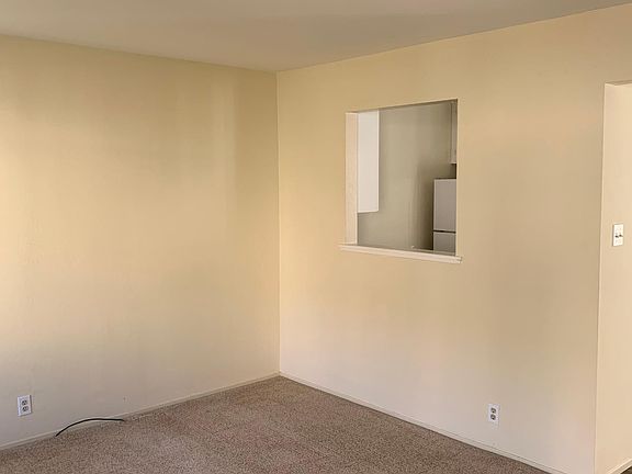 2nd image of 525 Grand Ave APT 8