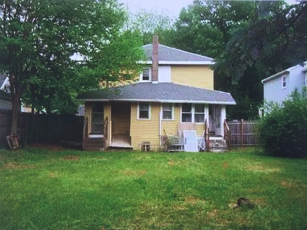 2 bed, 950 sqft, $1,450 — Photo 2