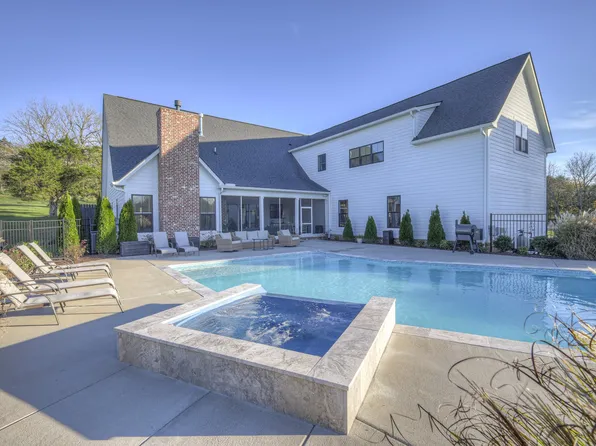 6929 Cross Keys Rd, College Grove, TN 37046