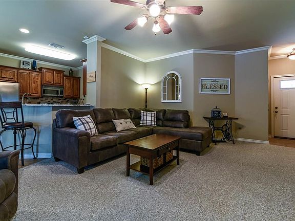 5th image of 1805 Belle Cir