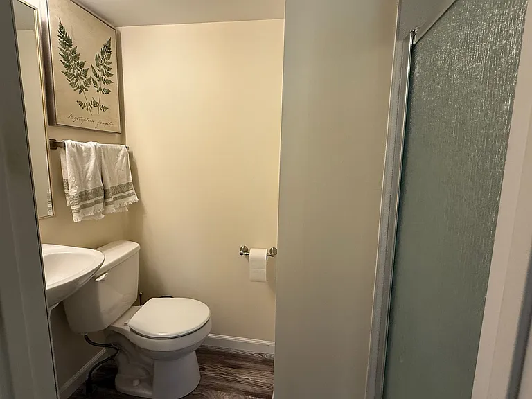 227 Cornell Ave — Photo 7