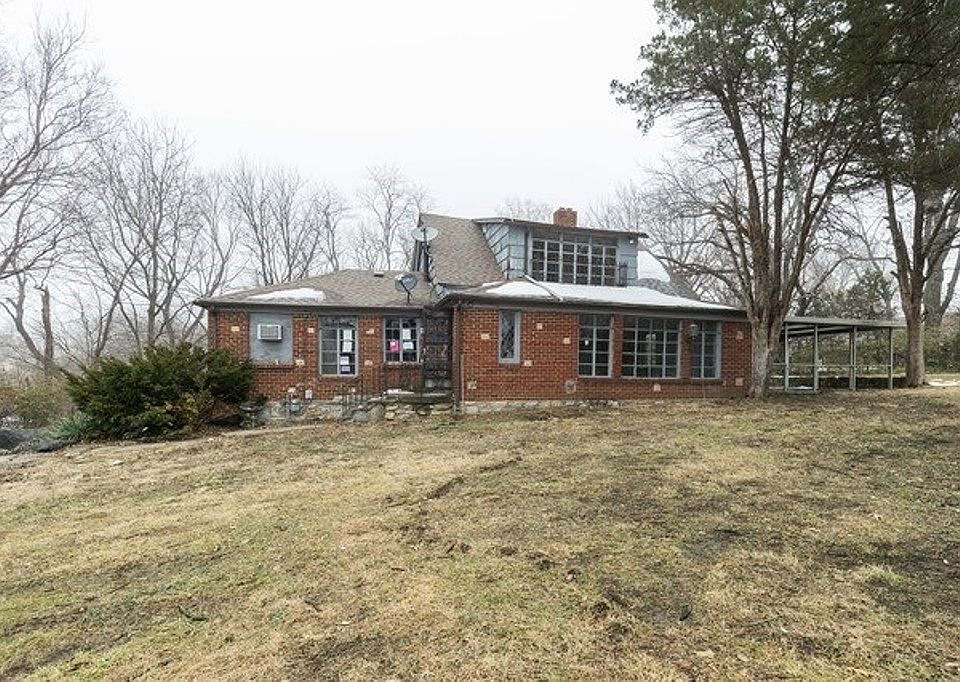 1st image of 3334 Sewell Ave