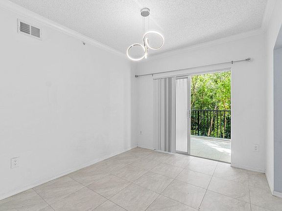 5th image of 4302 Tuscany Way