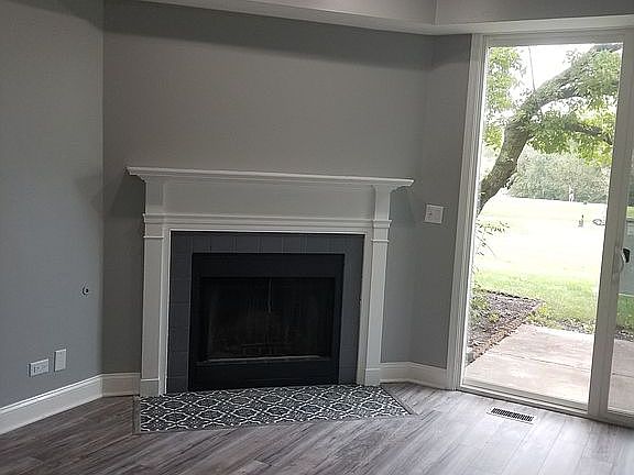 4th image of 33 Fairway Dr