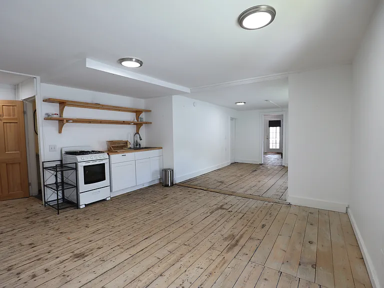 49 Main St #1 — Photo 8