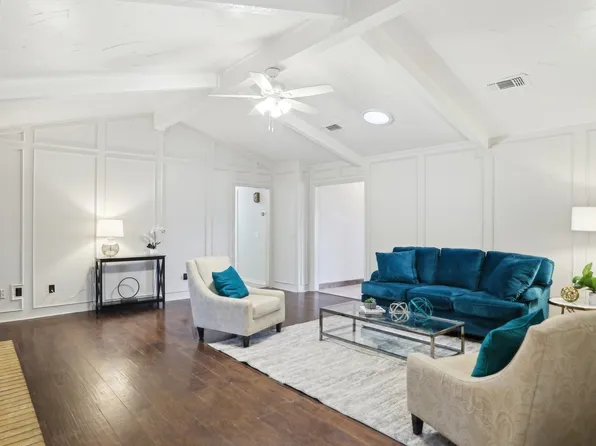 110 Oak Grove Cir, Double Oak, TX 75077