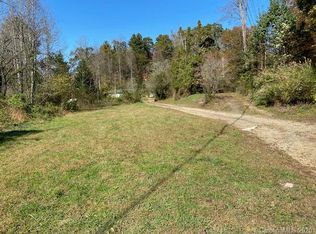 2568 Pinkney Crisp Ln, Lenoir, NC 28645